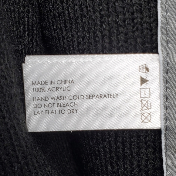 NWT MICHAEL KORS REVERSIBLE HAT & SCARF GIFT SET BLACK & GREY MK LOGO WOMEN OS - Picture 13 of 13